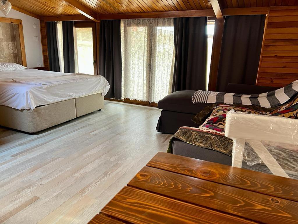 Ephesus Selcuk Castle View Suites ภายนอก รูปภาพ