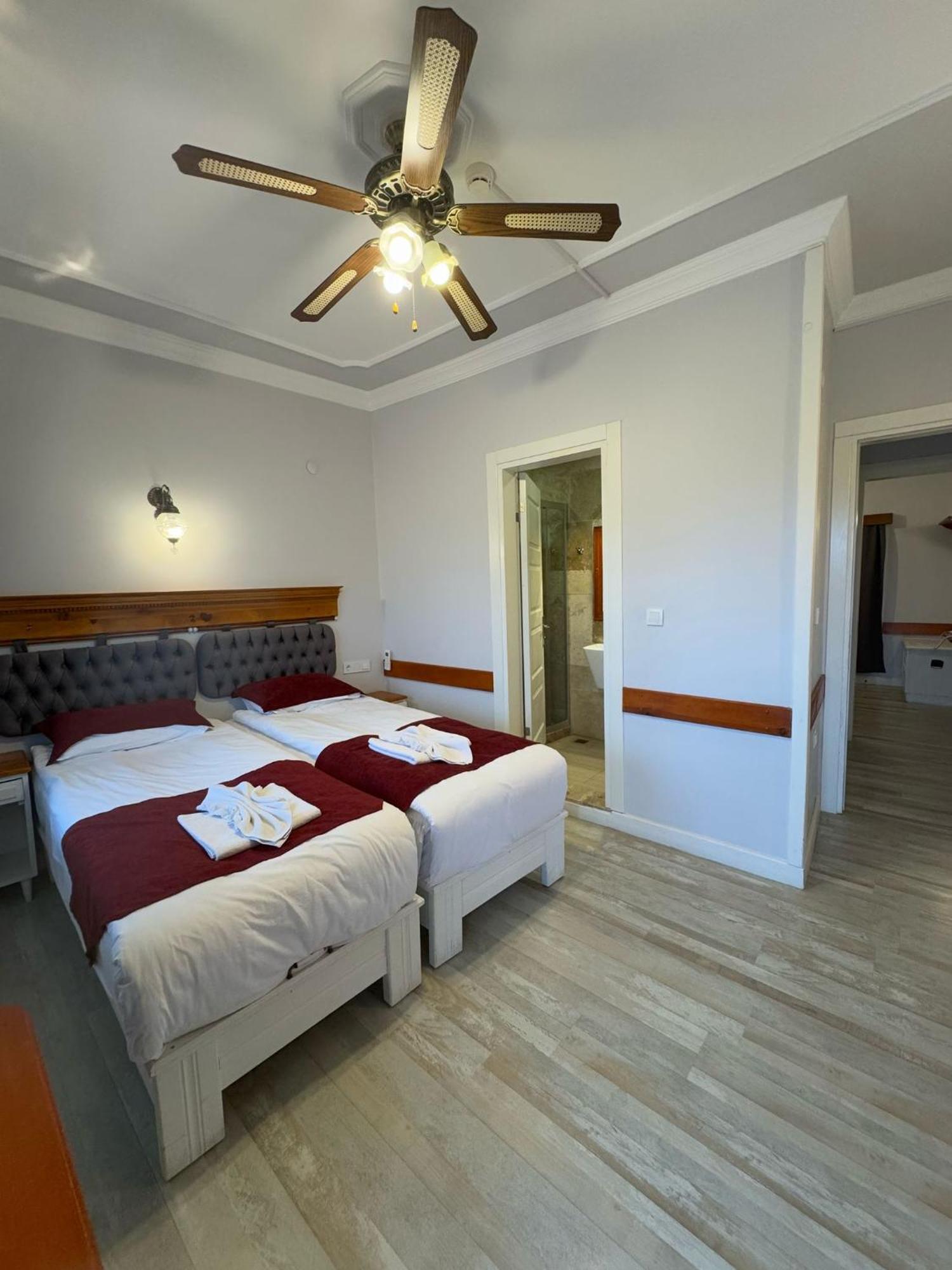 Ephesus Selcuk Castle View Suites ภายนอก รูปภาพ