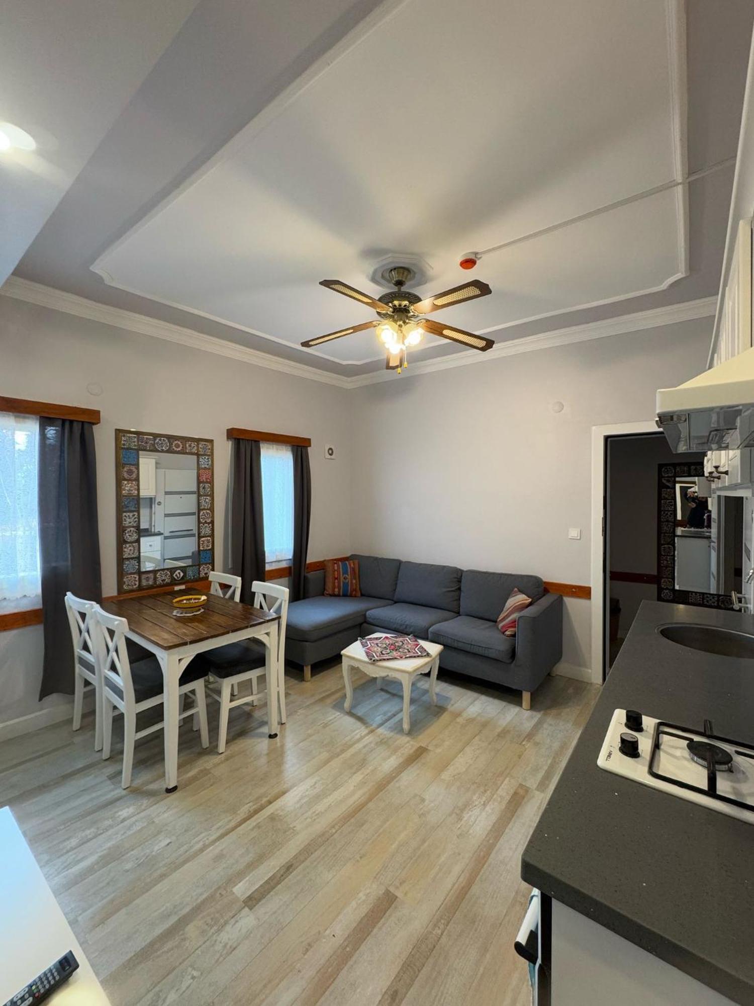 Ephesus Selcuk Castle View Suites ภายนอก รูปภาพ