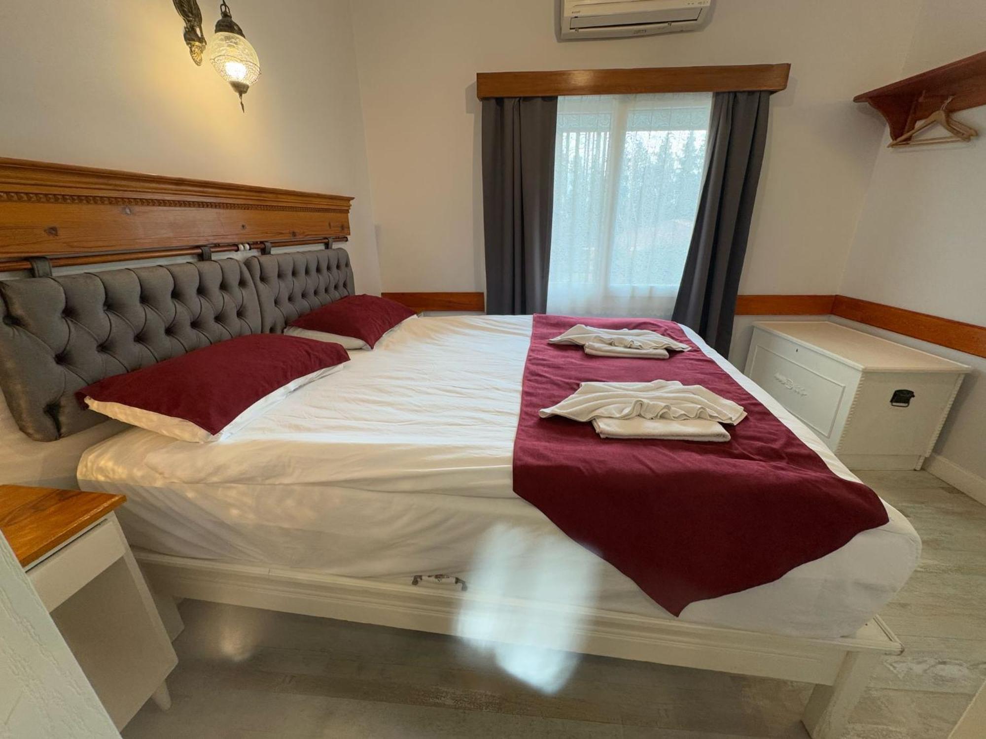 Ephesus Selcuk Castle View Suites ภายนอก รูปภาพ