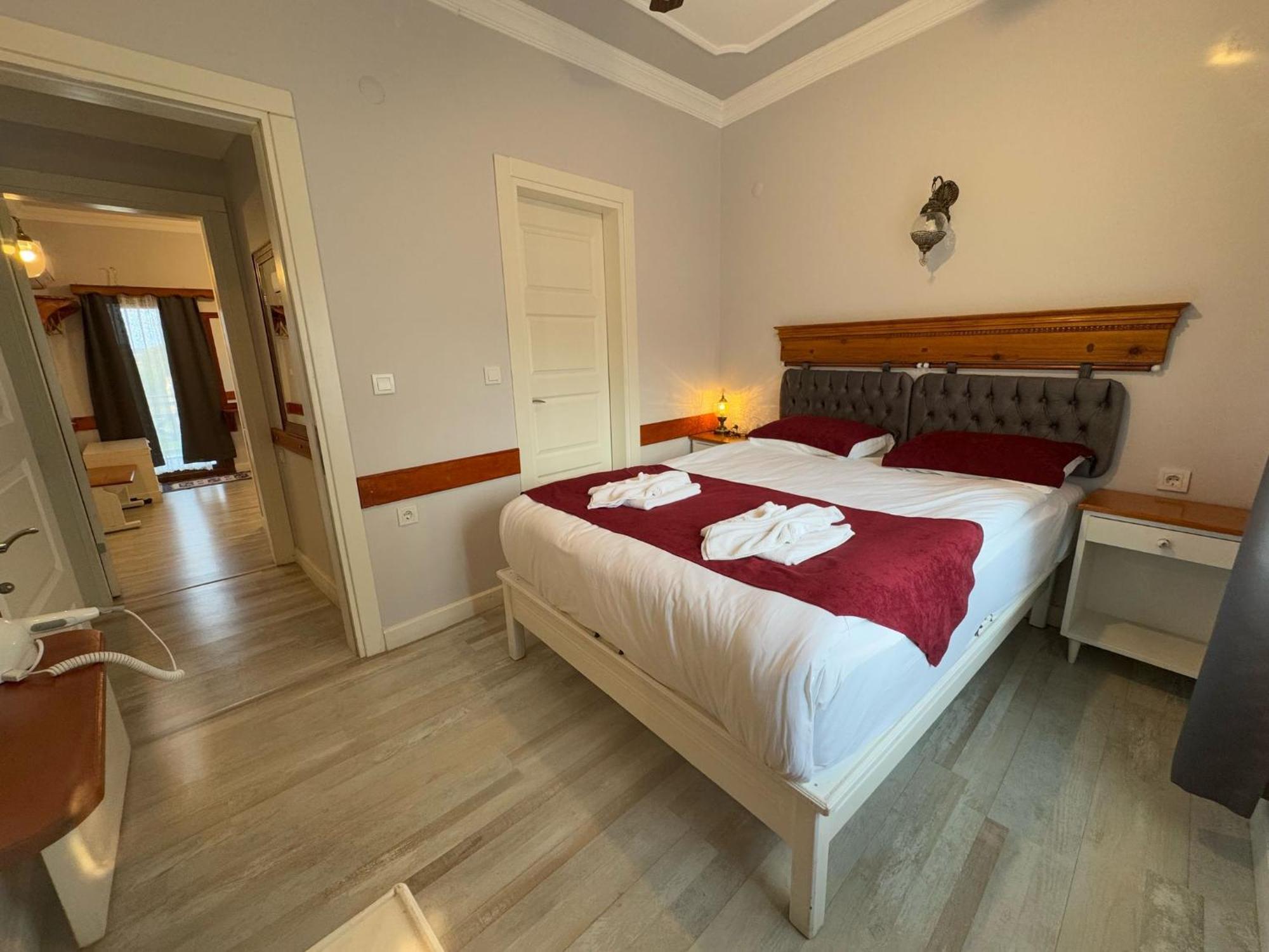 Ephesus Selcuk Castle View Suites ภายนอก รูปภาพ